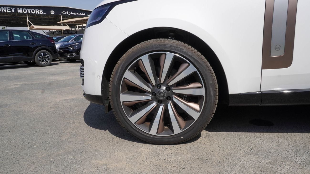 Land Rover Range Rover SV P615 4.4P MHEV V8 LWB  (For Local plus 10%)