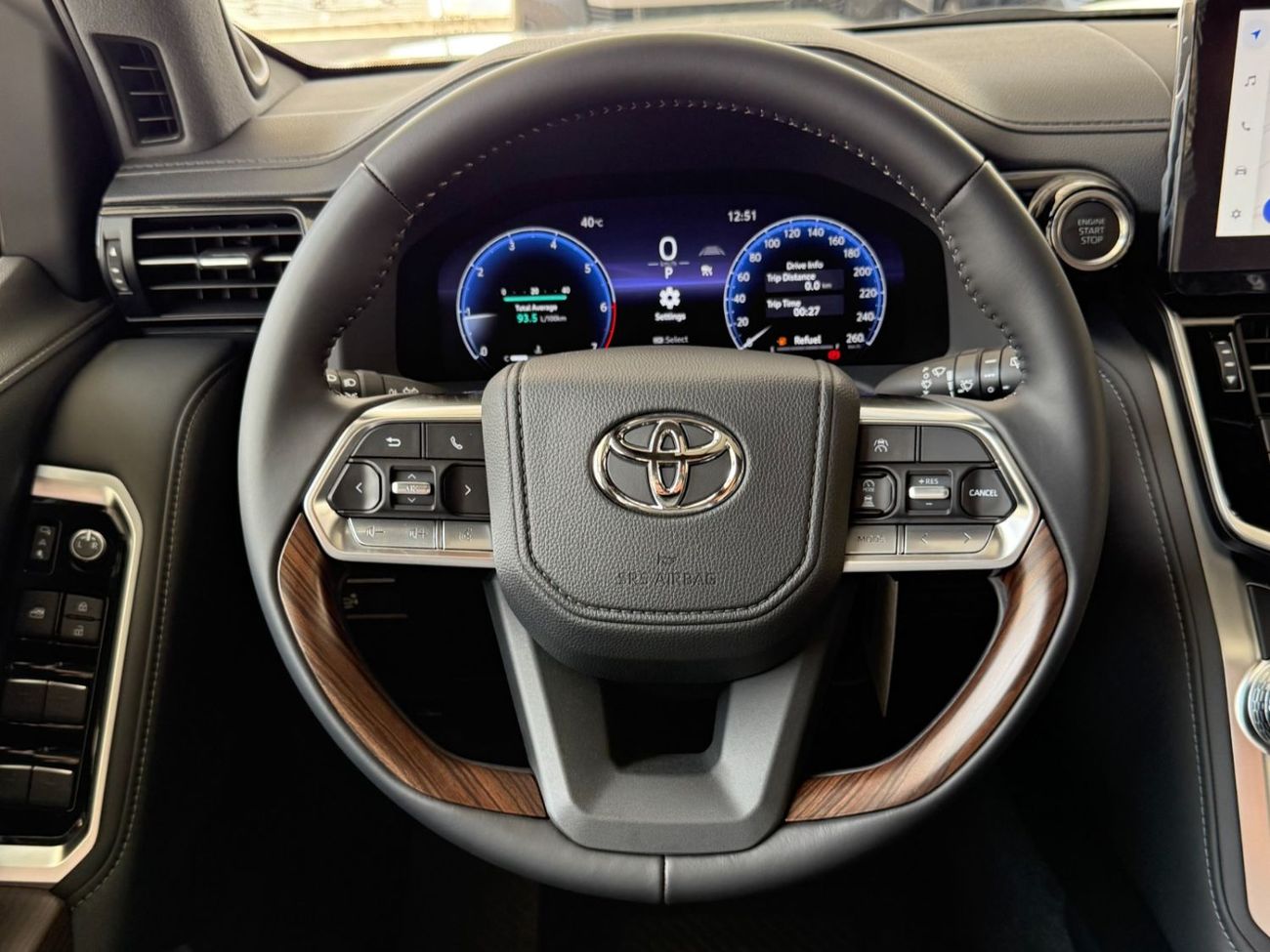 Toyota Land Cruiser VX 4.0 V6 FULL OPTION **EXPORT ONLY**التصدير فقط خارج الخليج***