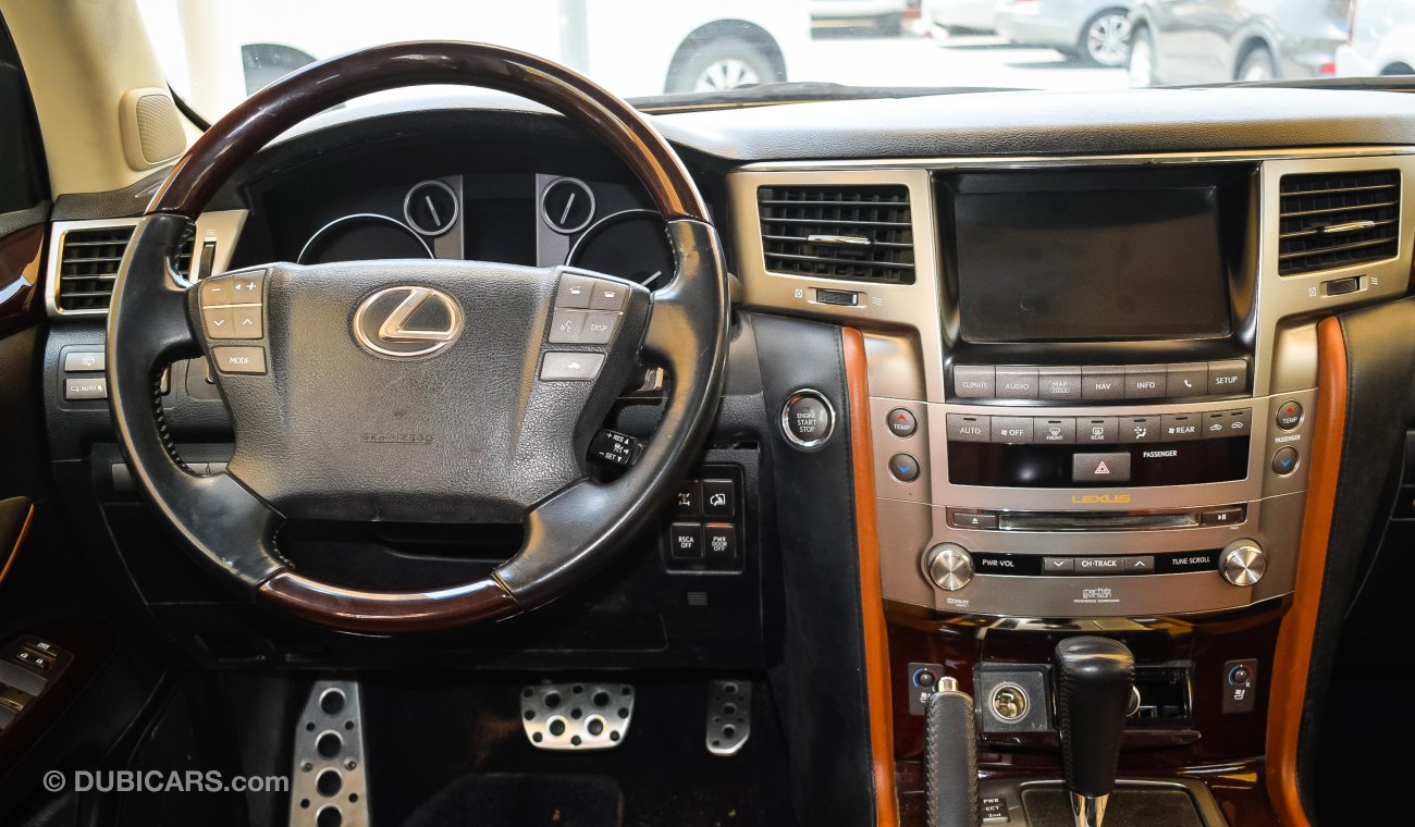 Lexus LX570 S