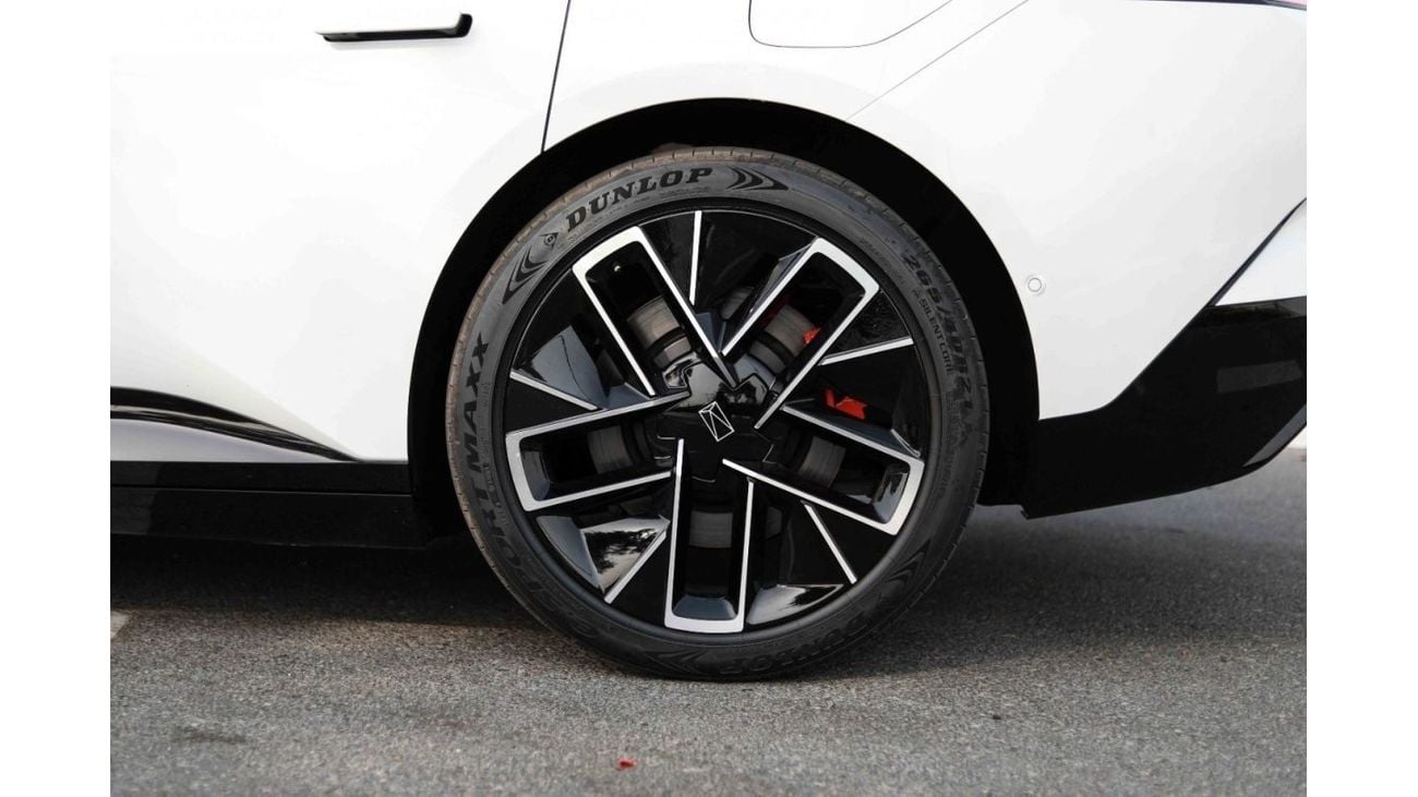 Avatr 12 2024 AVATR 12 PERFORMANCE VERS - White inside PURPLE WHITE | Export Only