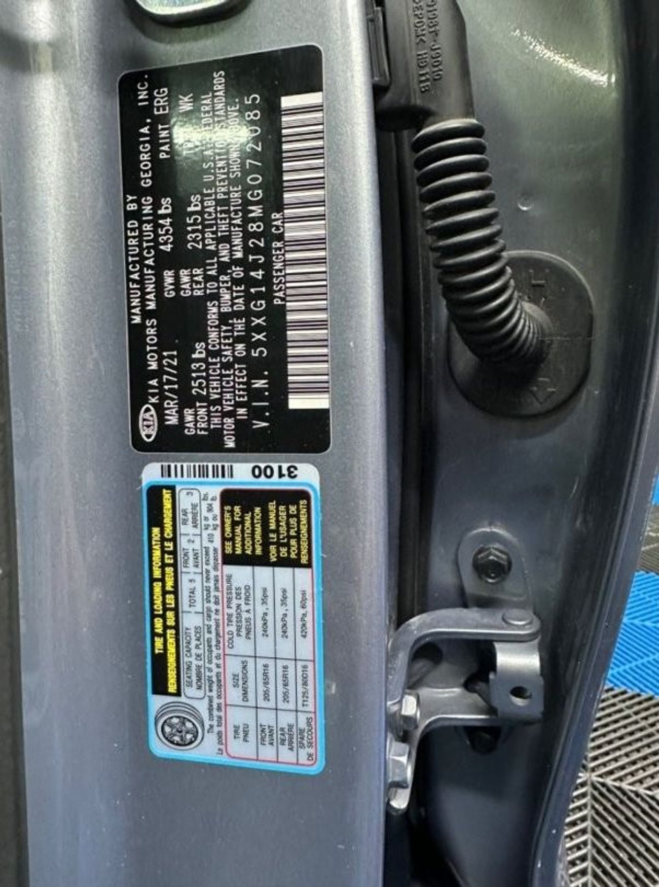 Kia K5 LX Kia K5 2021 1.6 turbo in good condition minimal damage with 100,000 km mileage