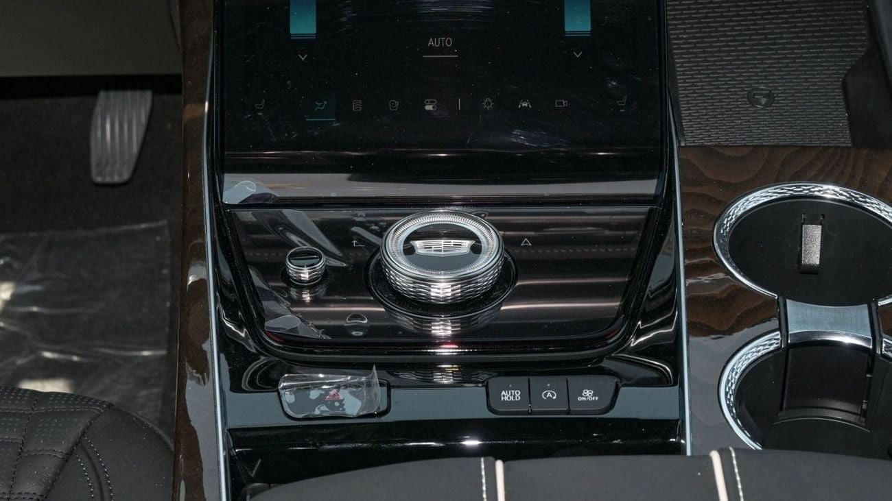 Cadillac Escalade Sport Platinum 6.2L AWD Cadillac Escalade Sport Platinum 2025 MY EXPORT ONLY