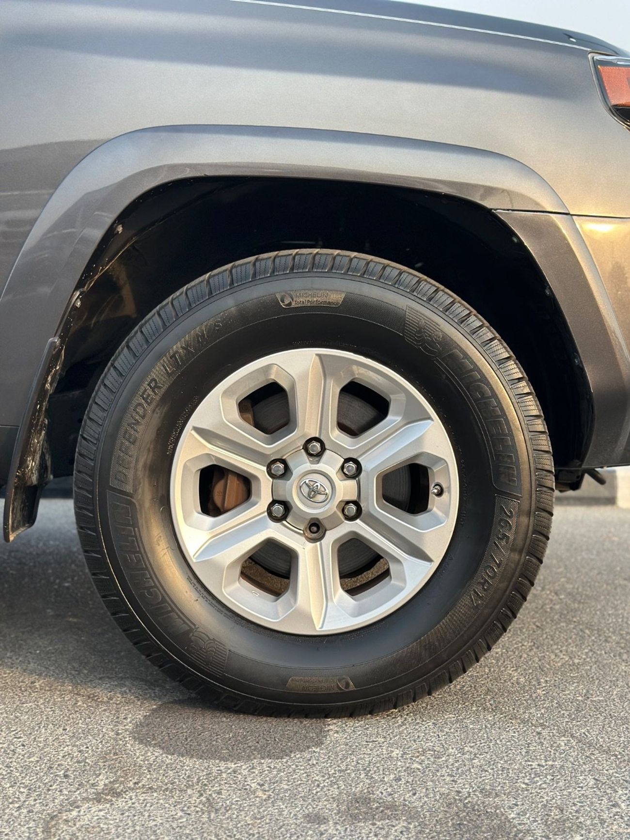 Toyota 4Runner SR5 premium 4WD 2019