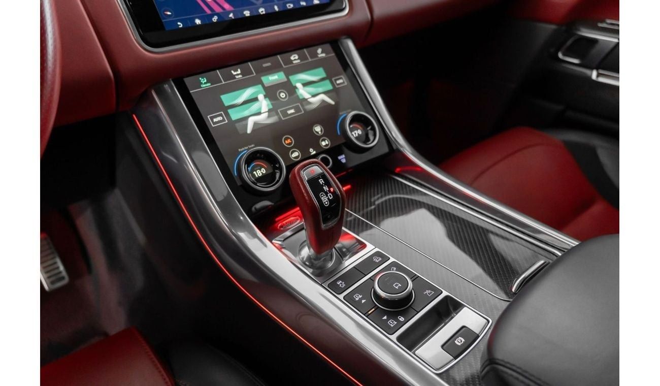 Land Rover Range Rover Sport SVR 5.0L (575 HP) AWD