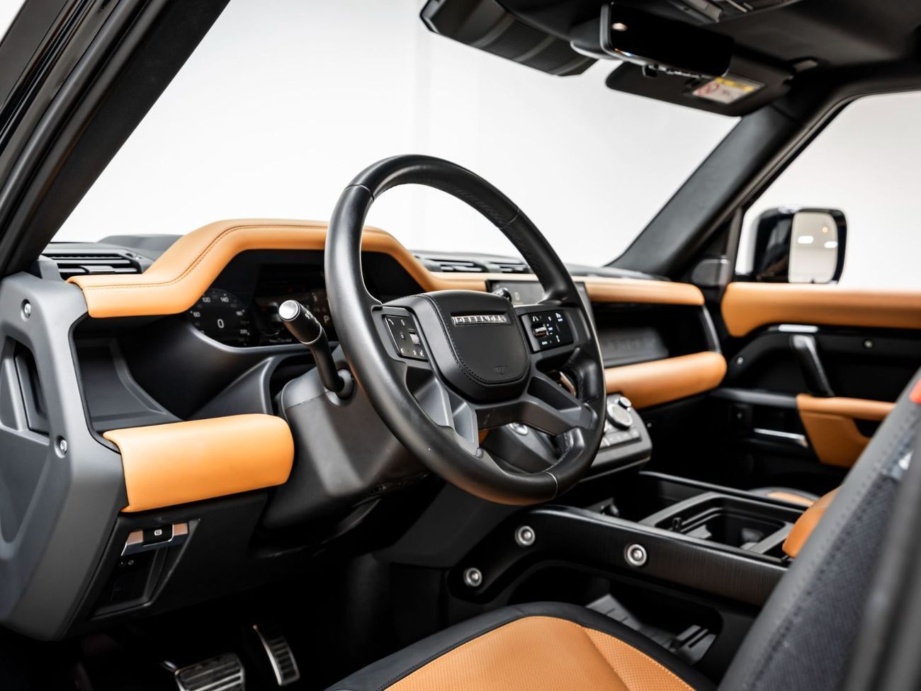 لاند روفر ديفندر P400 110 X 3.0L (5 Seater)