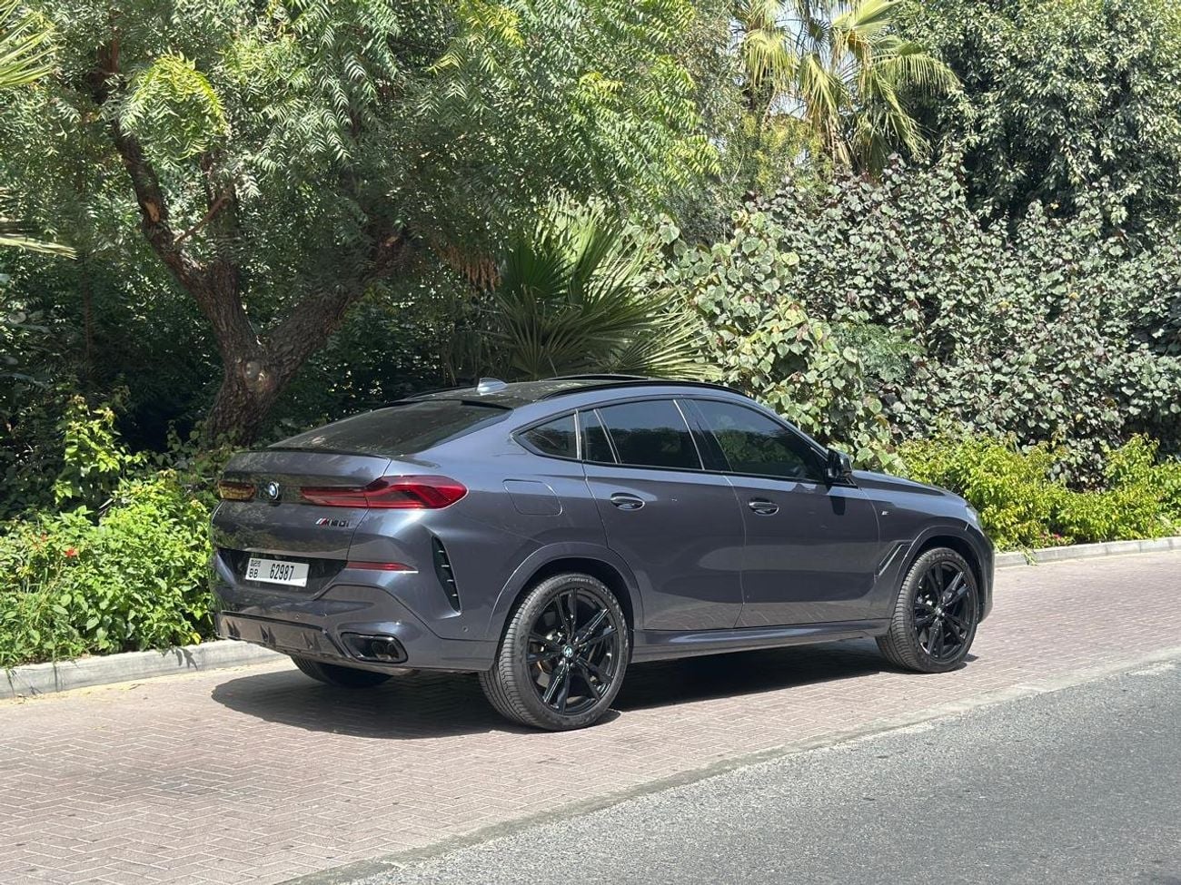 BMW X6 M50i 4.4L | 2022 | xDrive | GCC Specs | Twin Turbo V8 | Full Option | Perfect Condition
