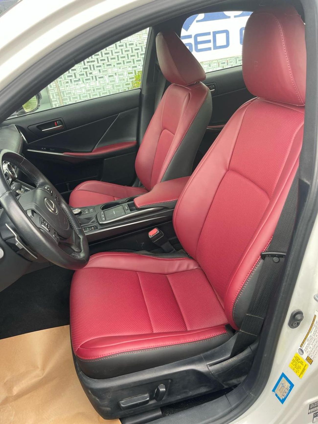 Lexus IS300 AWD (NON GCC)