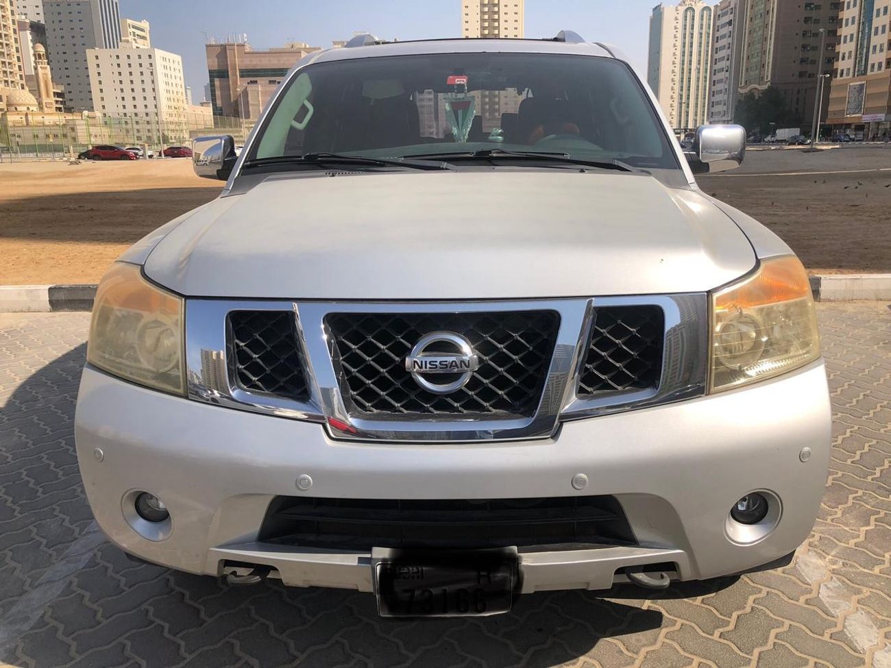 نيسان أرمادا LE 5.6L (317 HP)