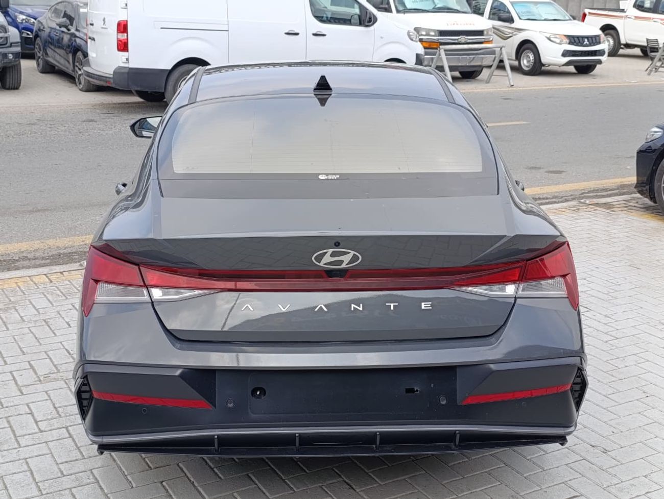 Hyundai Elantra Comfort 1.6L