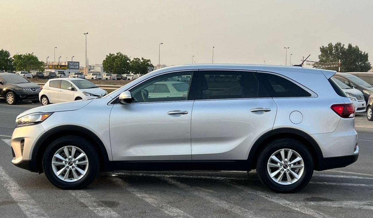 Kia Sorento 2019 Kia Sorento MidOption -3.3L V6 - Rear Camera - Auto trunk - Leather Seat -
