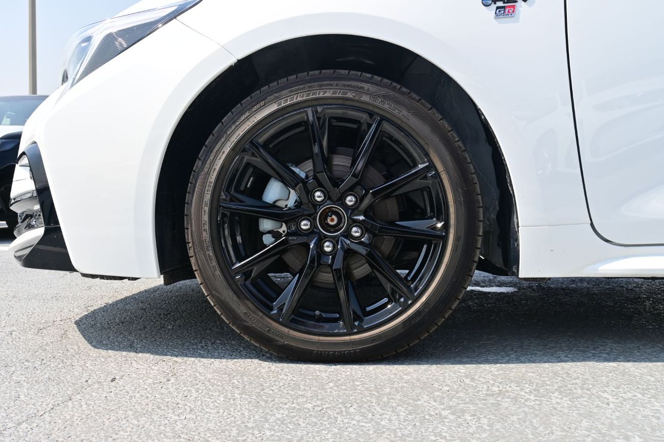 Toyota Levin Toyota Levin GR-Sport 1.8L Hybrid, FWD Model 2025, Color White