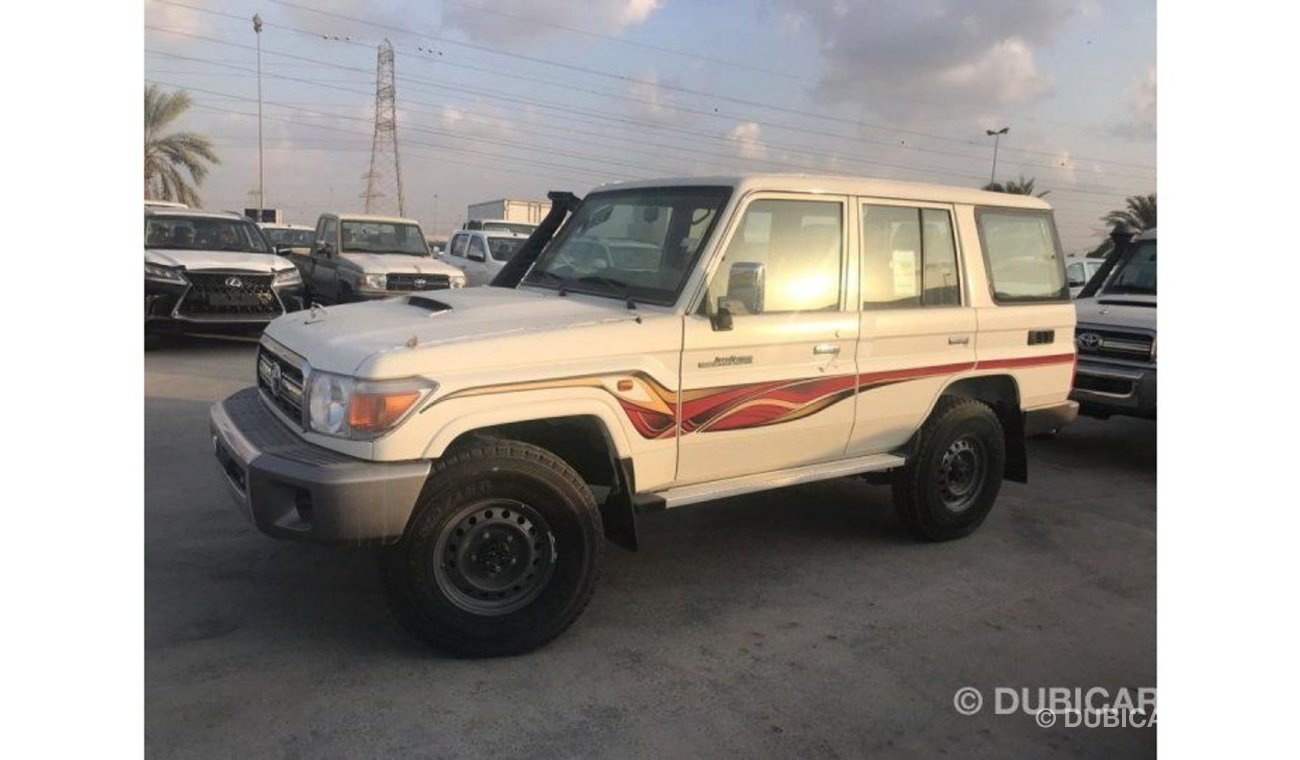 Toyota Land Cruiser hard top  5 doors