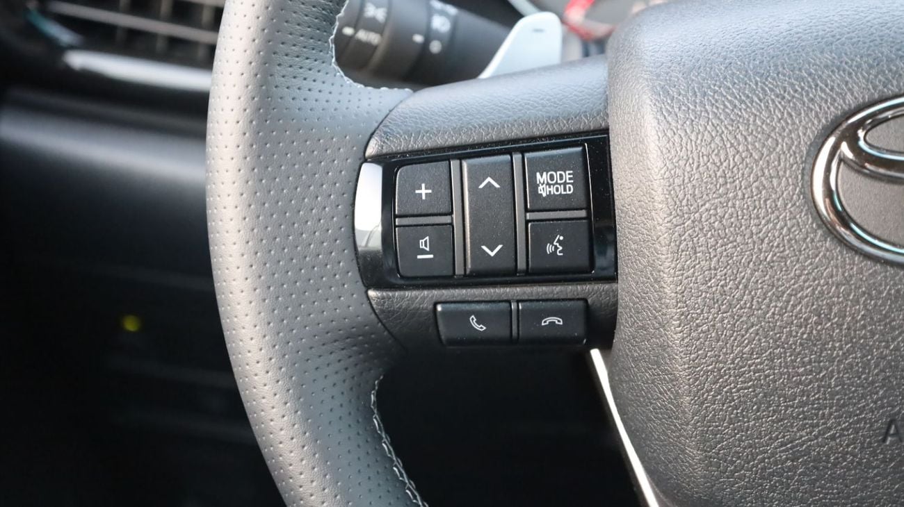 Toyota Hilux GR SPORT