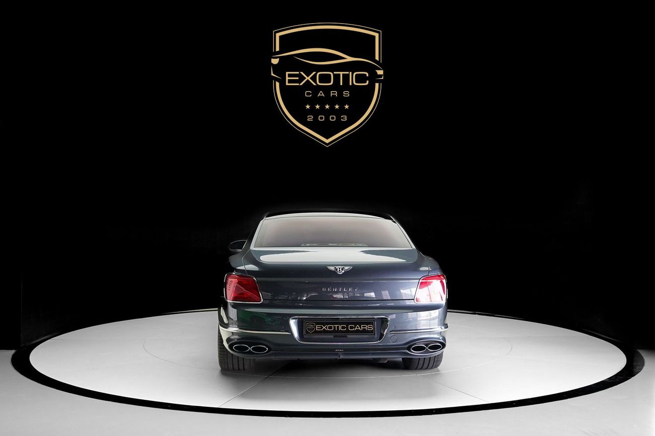 Bentley Flying Spur 4.0T V8