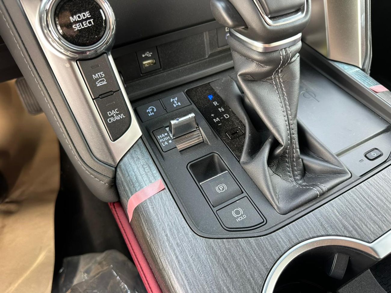 Toyota Land Cruiser GR-S 3.3L