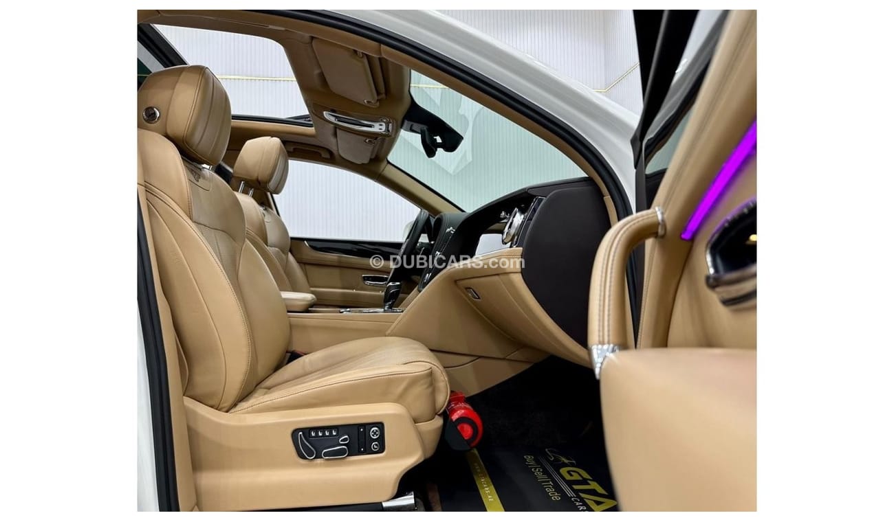 Bentley Bentayga 2019 Bentley Bentayga V8, March 2024 Bentley Warranty, Full Bentley Service History, GCC