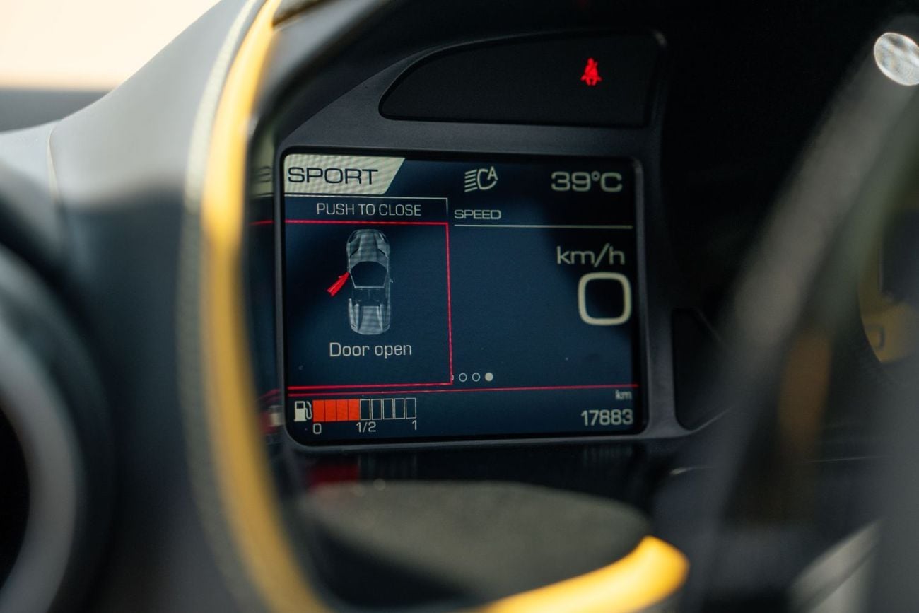 Ferrari 812 GTS 812 / 2021 / Warranty + Service from Al Tayer GCC
