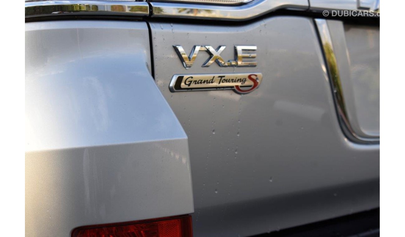 تويوتا لاند كروزر 200 VX-E V8 5.7L PETROL AT GRAND TOURING