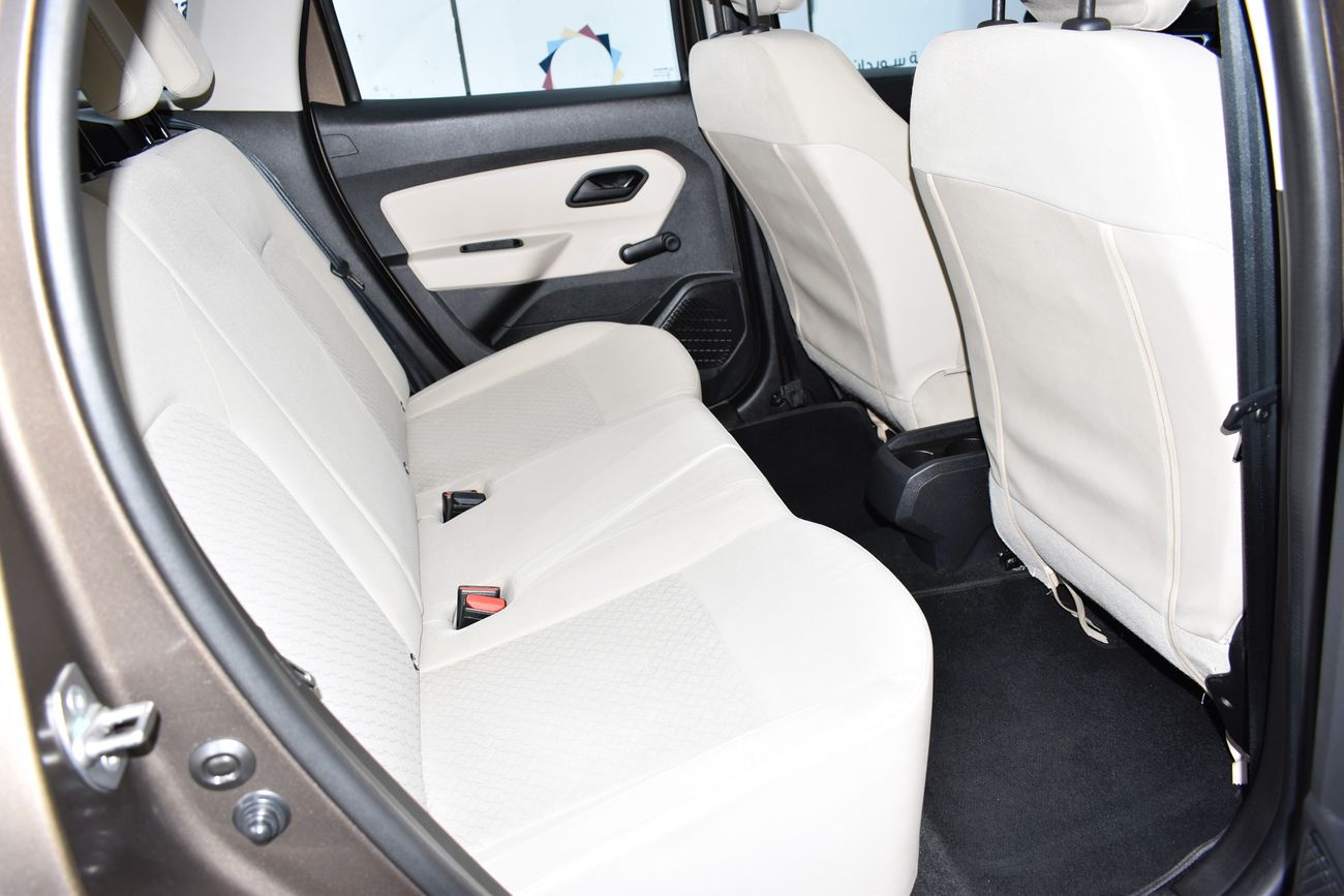 Renault Duster AED 559 PM | 1.6L PE 2WD GCC DEALER WARRANTY