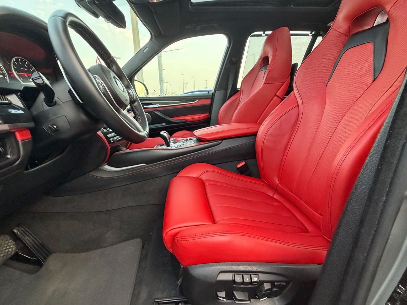 BMW X5 50i Luxury M Sport 4.4L