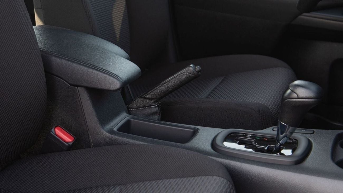 تويوتا هيلوكس SGLX HILUX 2.4L AT