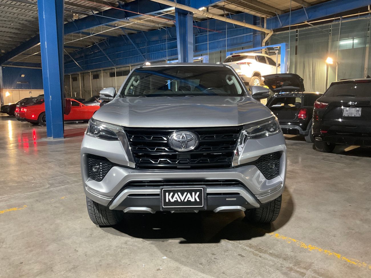 تويوتا فورتونر VXR | شامل الضمان | 0 ﺪﻔﻋﺓ ﺃﻮﻟﻯ