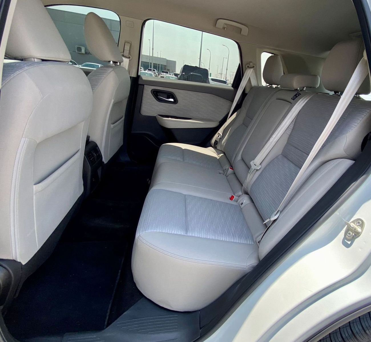 Nissan X Trail S 2.5L (169 HP) FWD (5 Seater) 825-Monthly l GCC l 1 Year Warranty l Agency History l  Cruise, Camer