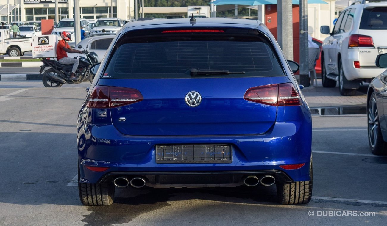 Volkswagen Golf R 4MOTION