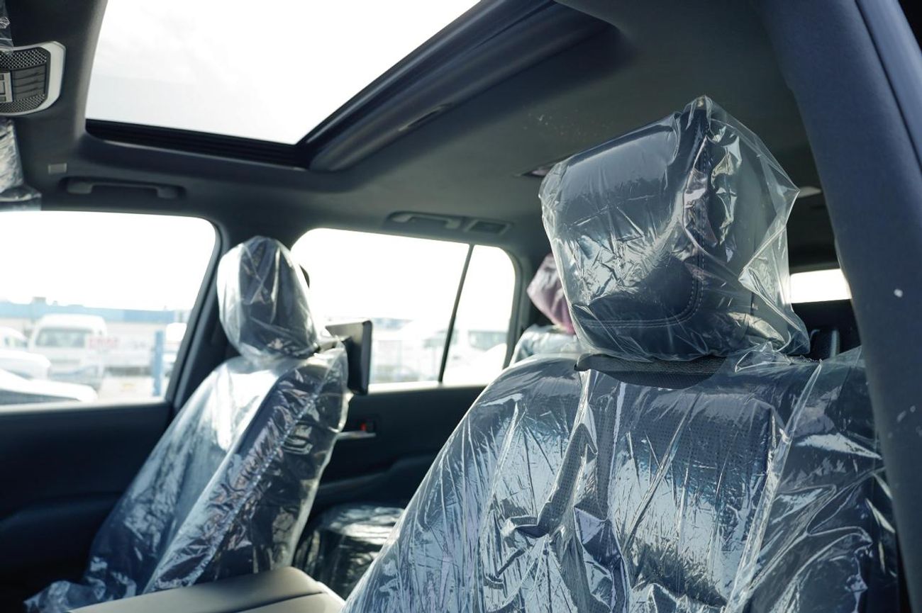 تويوتا لاند كروزر TOYOTA LANDCRUISER 300 3.3L DIESEL ZX 7 AUTO