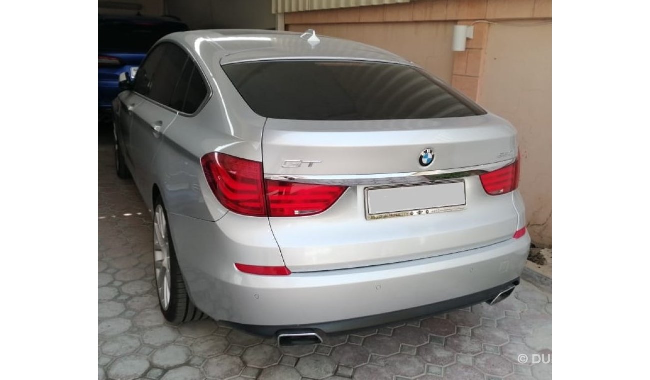 BMW 550i GREY - 2011 MODEL