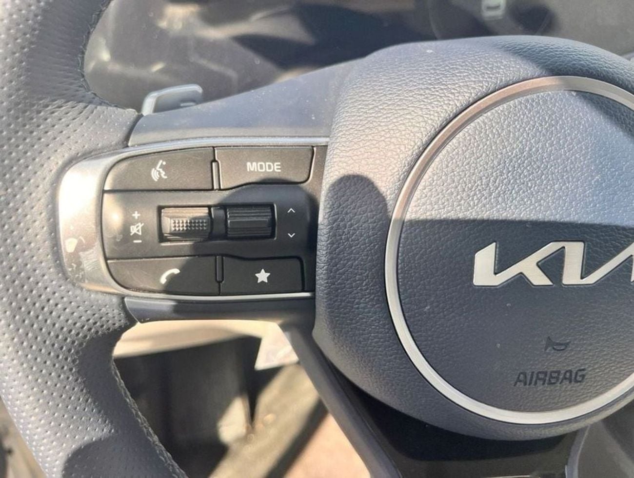 كيا سبورتيج DLX Hybrid,2.0L ,Chines spec,  Full option
