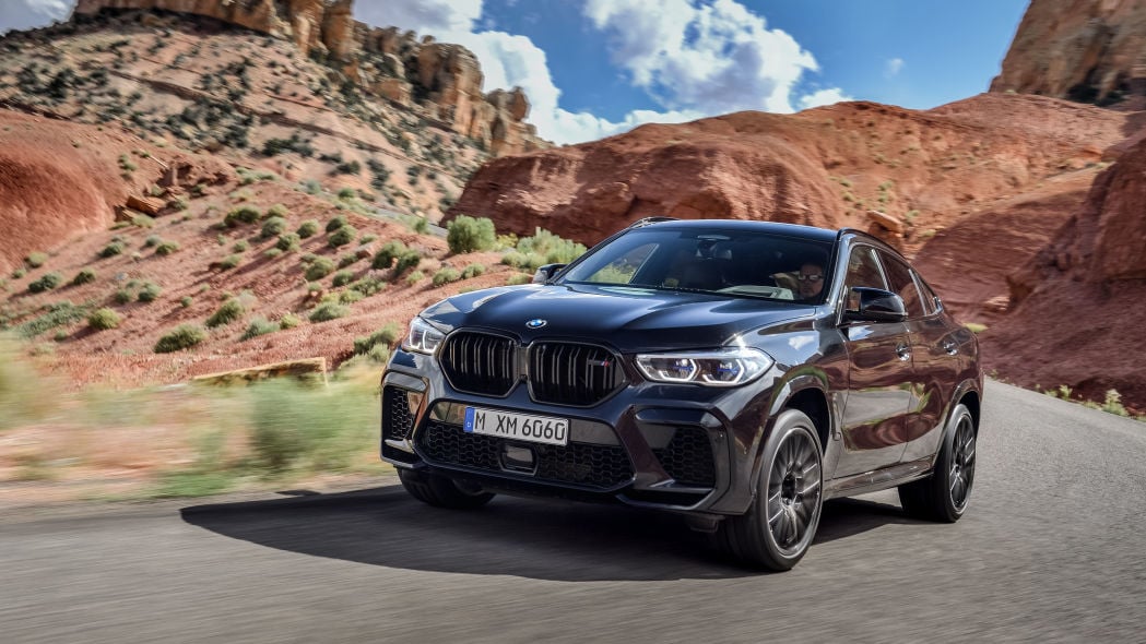 BMW X6M exterior - Front