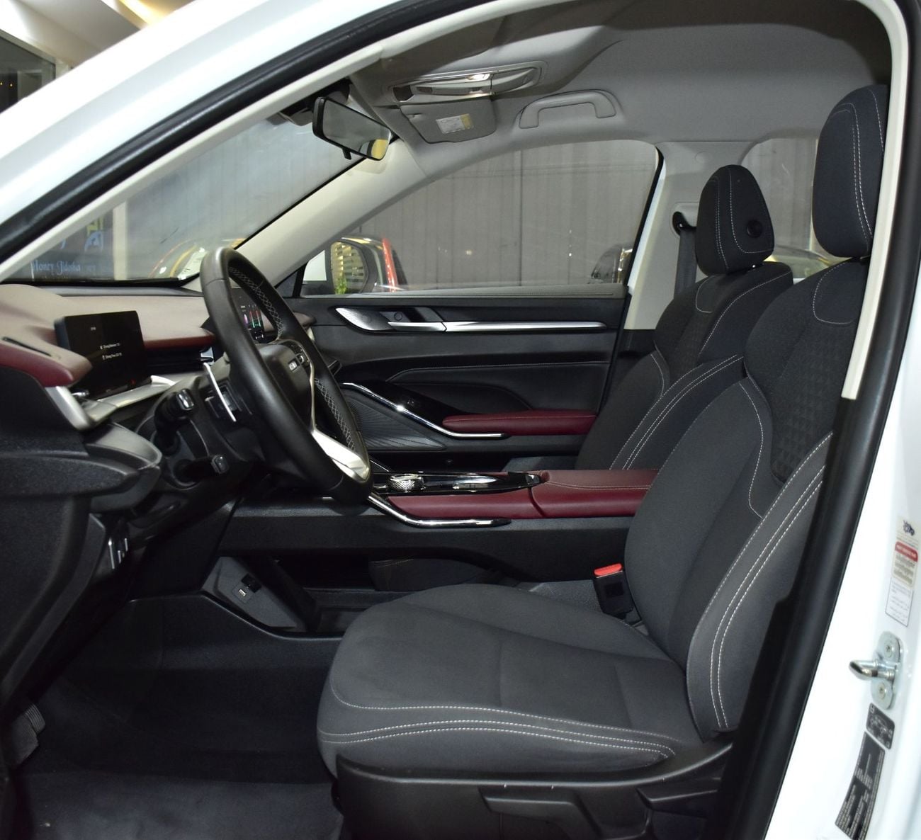 Haval H6 EXCELLENT DEAL for our Haval H6 2.0 GDiT ( 2023 Model ) in White Color GCC Specs