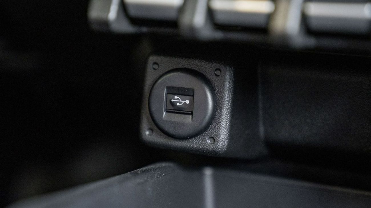 Suzuki Jimny 1.5L GLX (A/T)