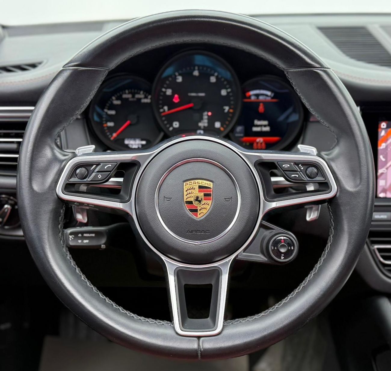 بورش ماكان Std 2.0L (252 HP) 2021 Porsche Macan, Warranty, Full Porsche Service History, Sport Chrono Package,