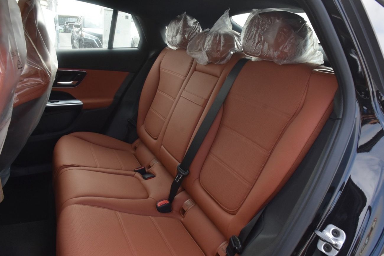 مرسيدس بنز GLC 200 Zero Km