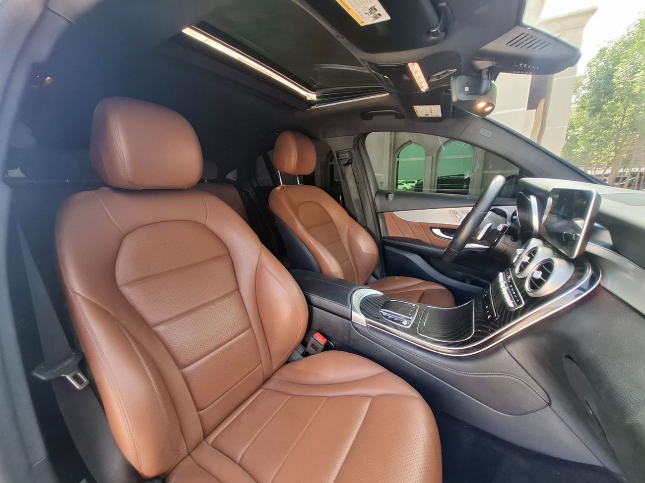 Mercedes-Benz GLC Coupe 300 Mercedes-Benz  GLC300 coupe 2021