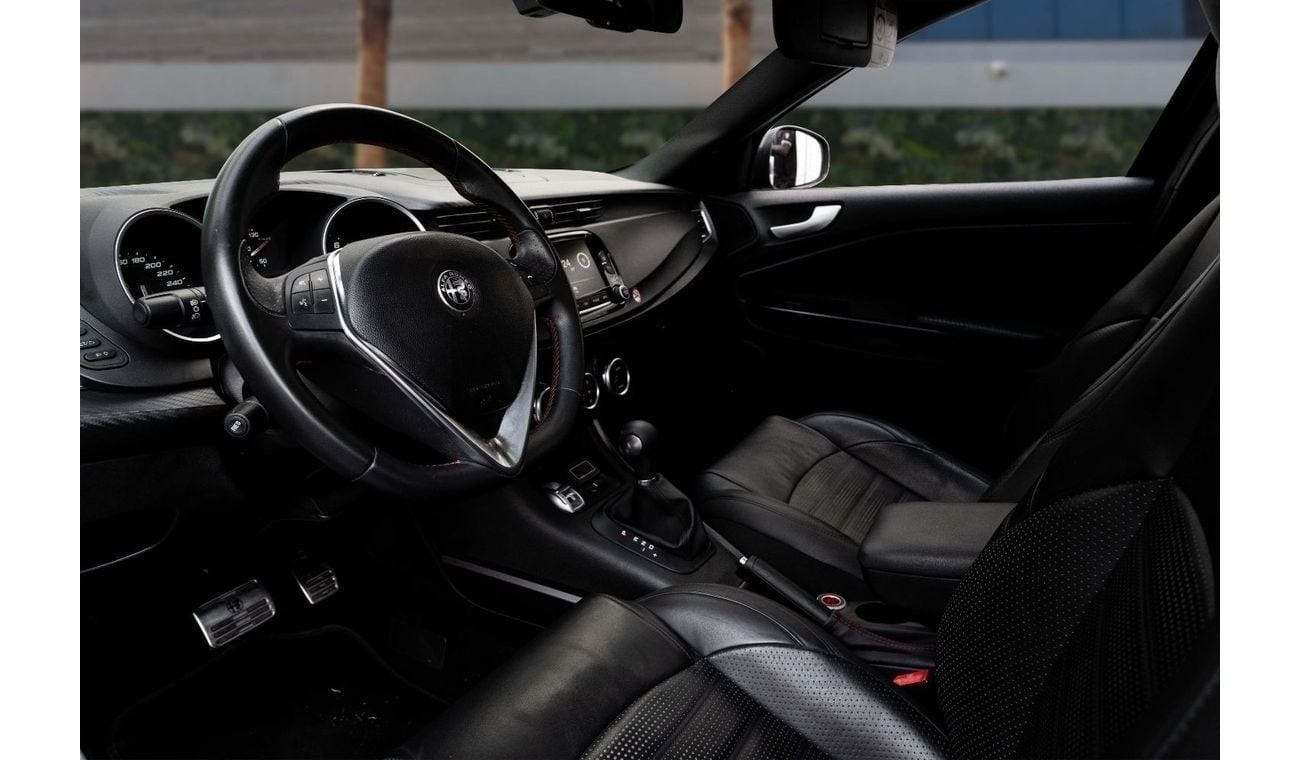 Alfa Romeo Giulietta Veloce | 1,332 P.M  | 0% Downpayment | Agency Warranty!