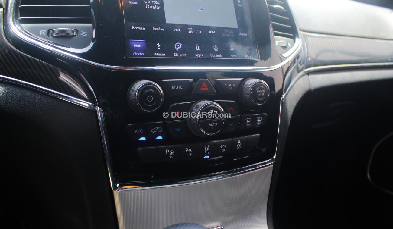 جيب جراند شيروكي SRT