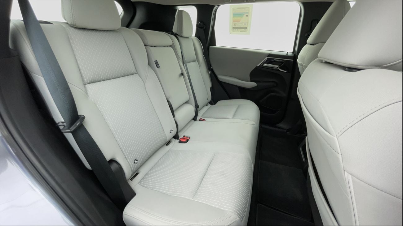 Mitsubishi Outlander 2.5L GLX Mid Line 2023 GLX MID LINE | AED 1049/Month | 0 DP | 30 Day Return | Warranty | Service His