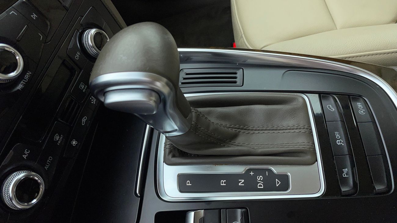 أودي Q5 45 TFSI QUATTRO 2 | بدون دفعة مقدمة | اختبار قيادة مجاني للمنزل