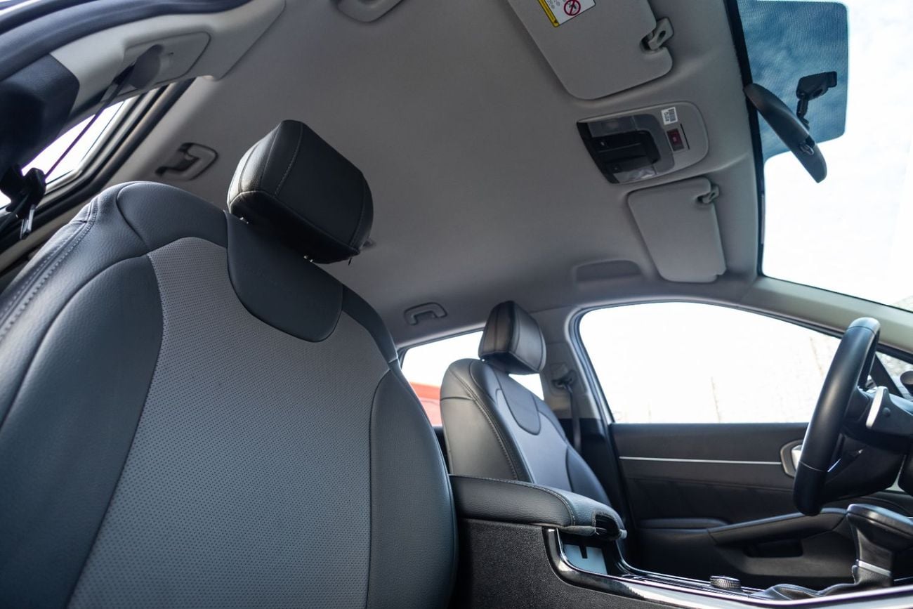 Kia Sorento 2.5L LX (RWD)