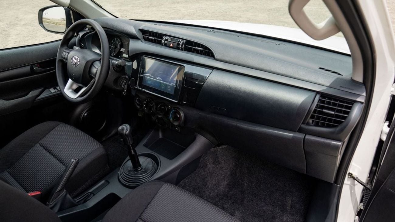 تويوتا هيلوكس GL TOYOTA HILUX 2.4 DIESEL 4x4 2026