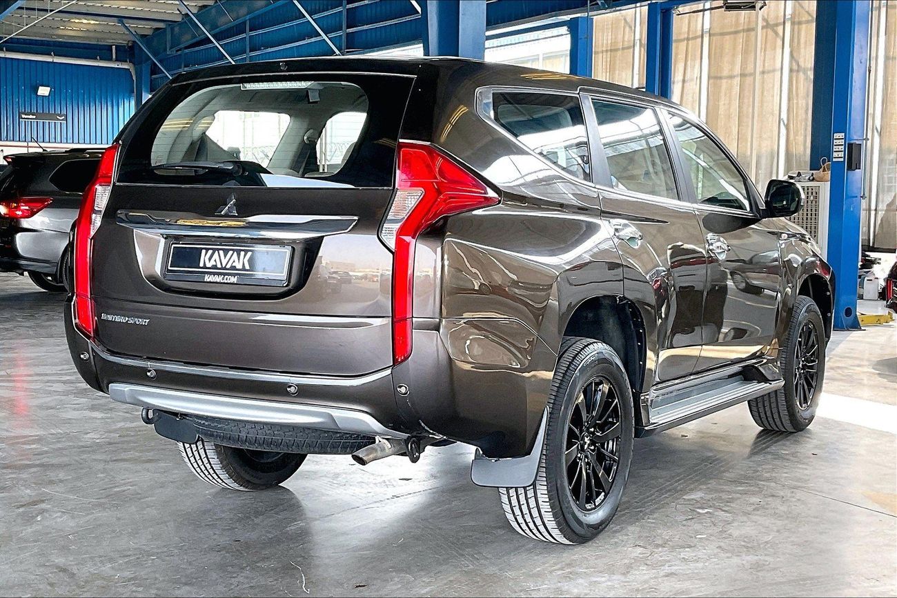 ميتسوبيشي مونتيرو سبورت GLX | شامل الضمان | 0 ﺪﻔﻋﺓ ﺃﻮﻟﻯ