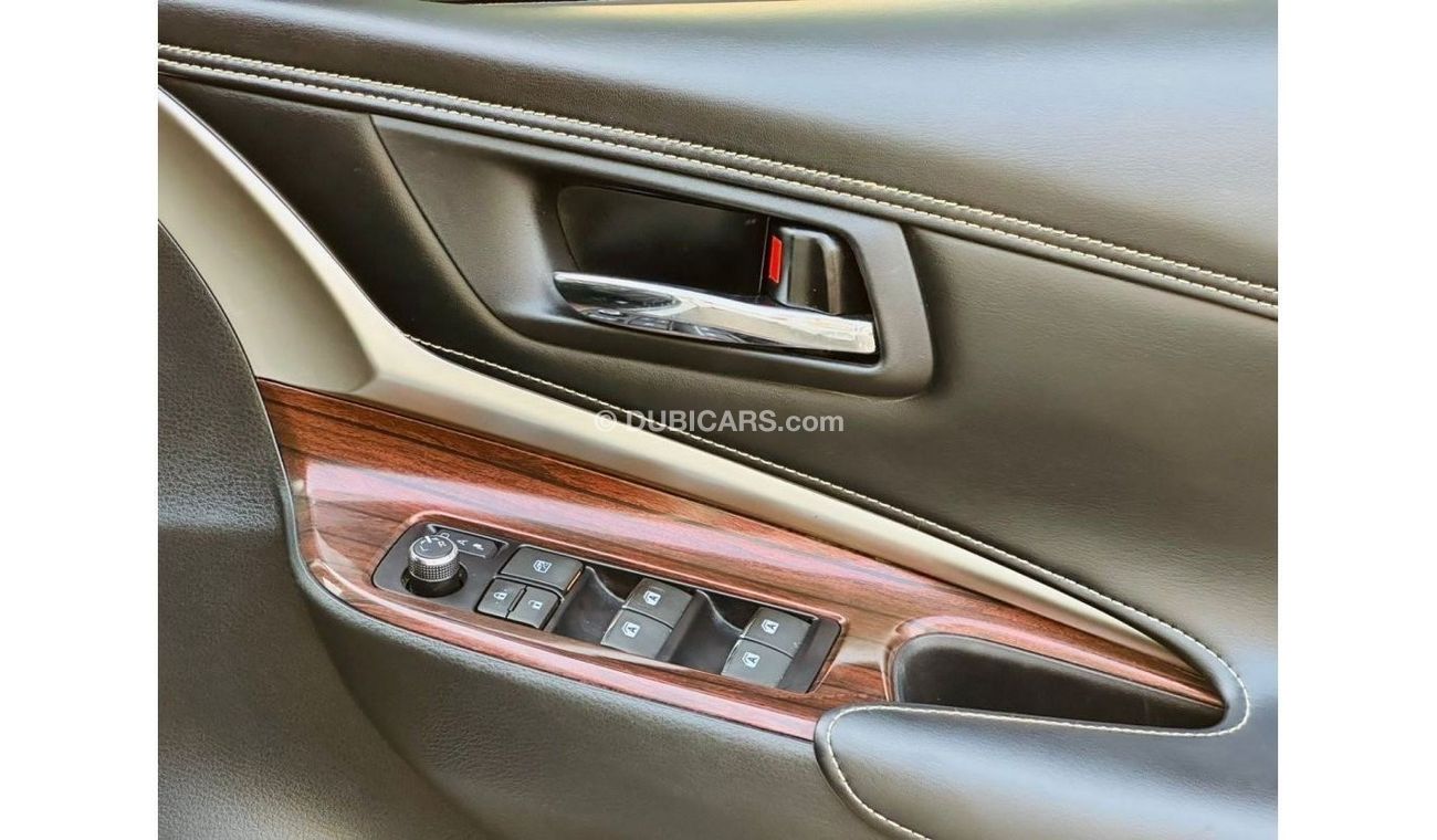 Toyota Harrier HYBRID | 2016 | PUSH START | 2.5L | LEATHER SEATS PREMIUM CONDITION