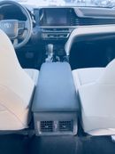 Toyota Camry GLE 2.5L Hybrid