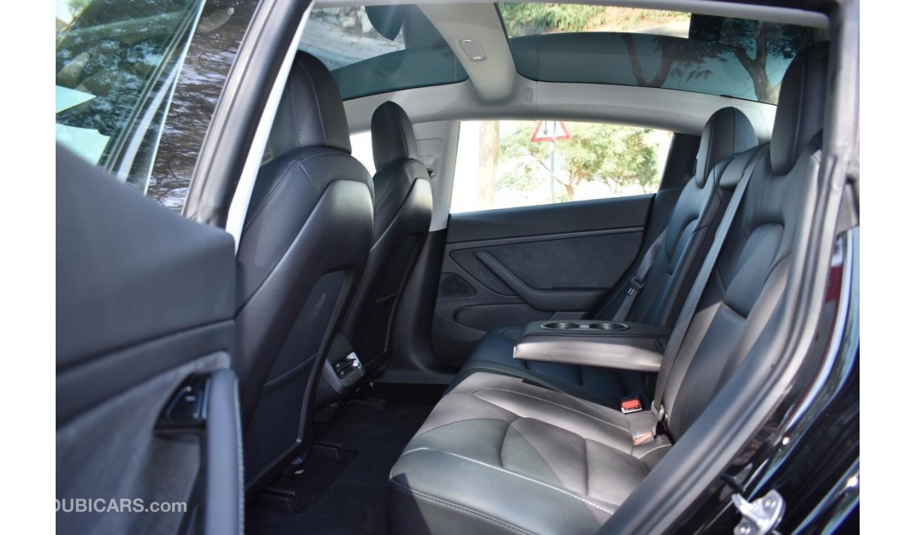 تسلا موديل 3 ايسلا موديل 3