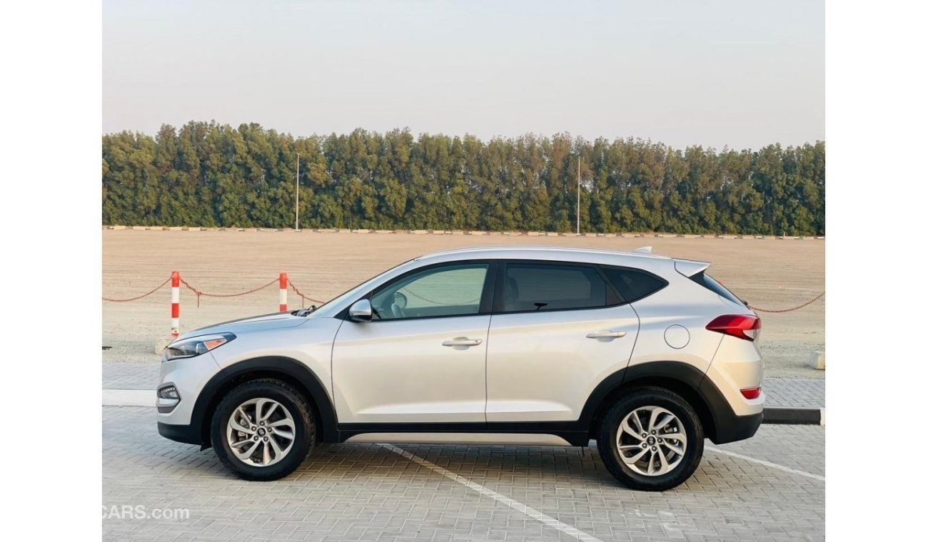 Hyundai Tucson SE