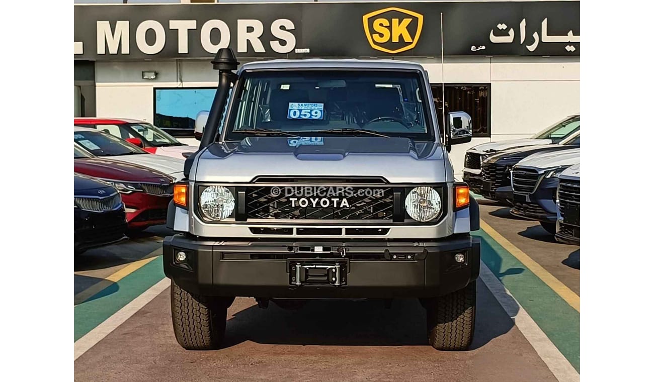 Toyota Land Cruiser 70 4.5L,V8,VDJ76,5DOOR,DIFF LOCK,WINCH,LEATHER SEATS,COOLER BOX,16'' AW,MT,NEW SHAPE,2024 ( FOR EXPORT)
