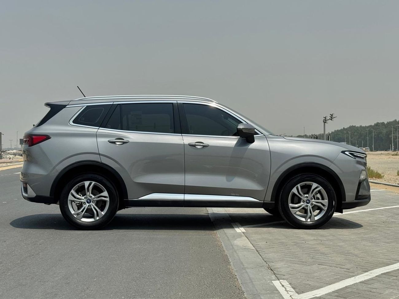 فورد تيريتوري Ambiente